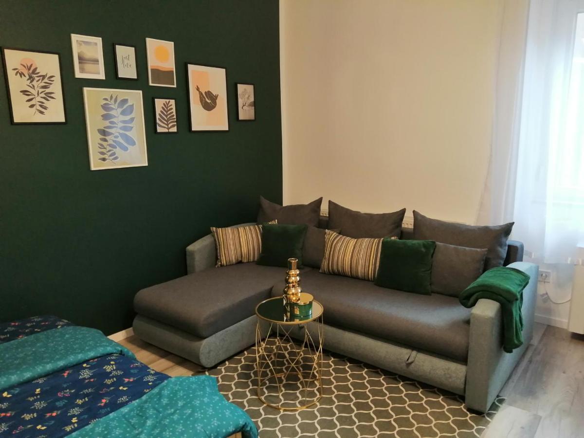 Hanna Apartman Сегед Экстерьер фото