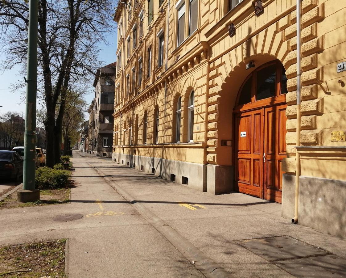 Hanna Apartman Сегед Экстерьер фото
